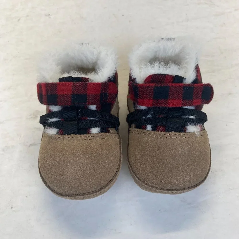 Robeez First Kicks Blake Buffalo Plaid Red Faux Fur Baby Boys Shoes 6-9‎ M,NEW